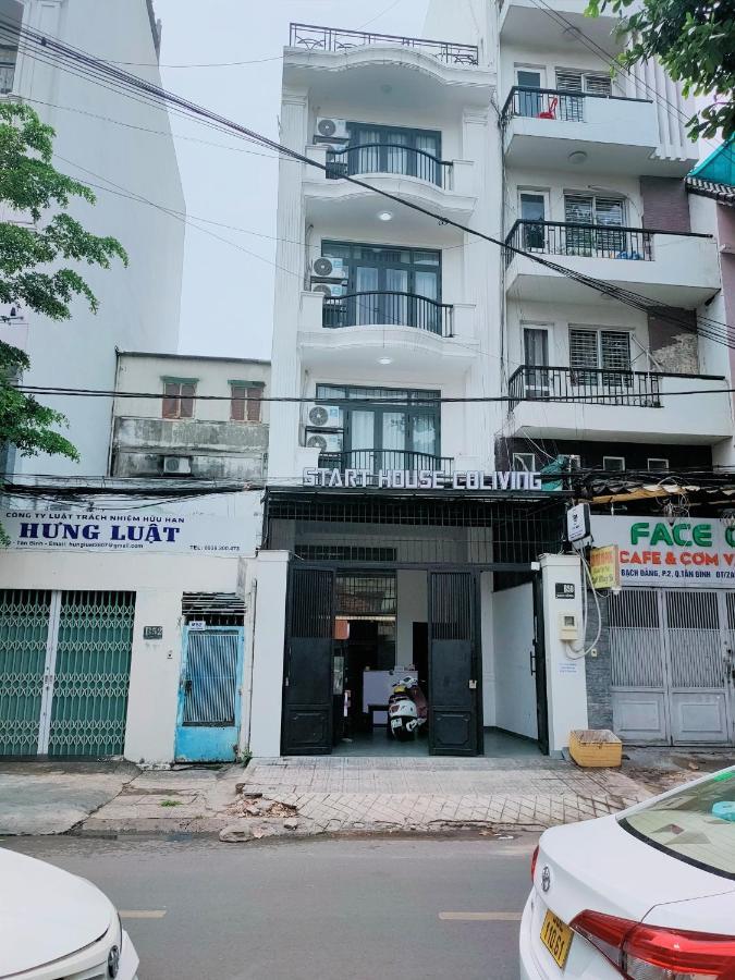 Start House Capsule 5 Min Walk To The Airport Khách sạn nang *